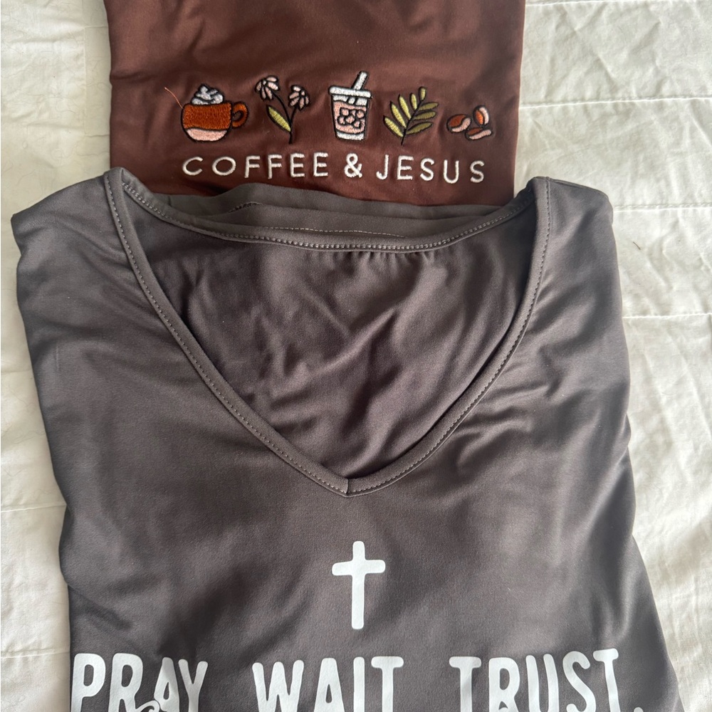 NEW Brown and Gray Graphic T-Shirts